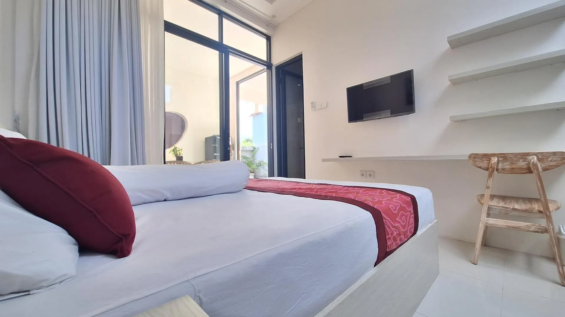 Brand New Villa Ashby De Love Heart,Two Bedrooms Private Pool,Wifi,Ac Ubud   Ubud (Bali)